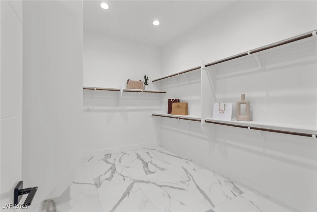 10 Camino La Venta, Henderson, NV 89011