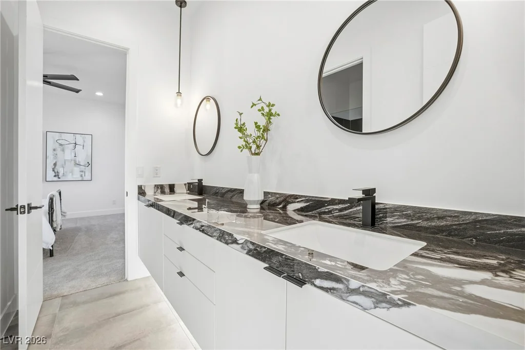 10 Camino La Venta, Henderson, NV 89011