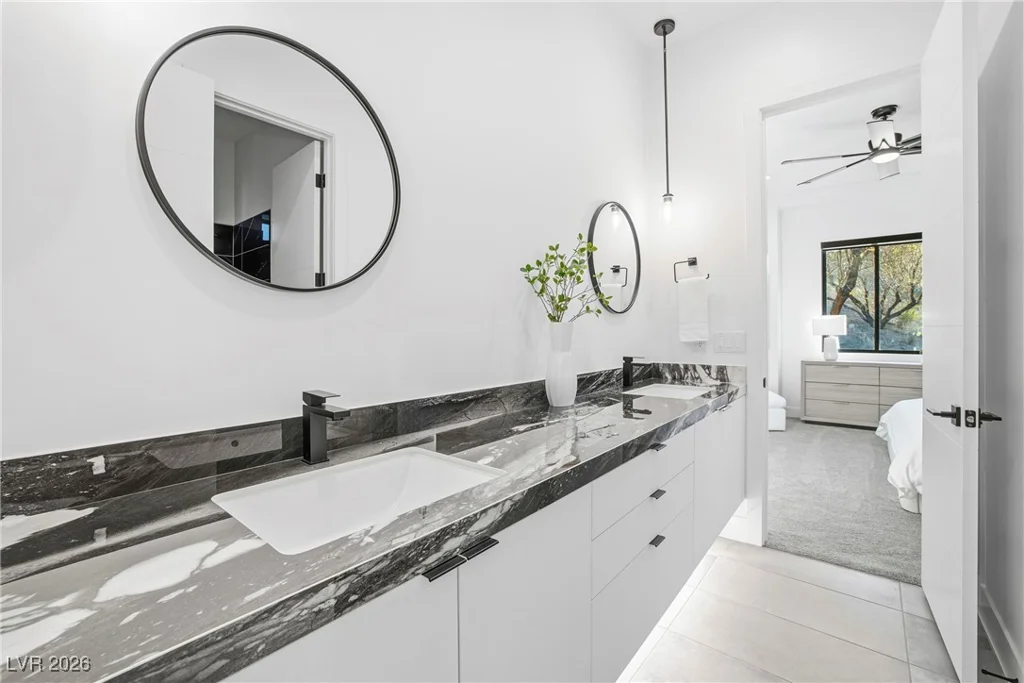 10 Camino La Venta, Henderson, NV 89011