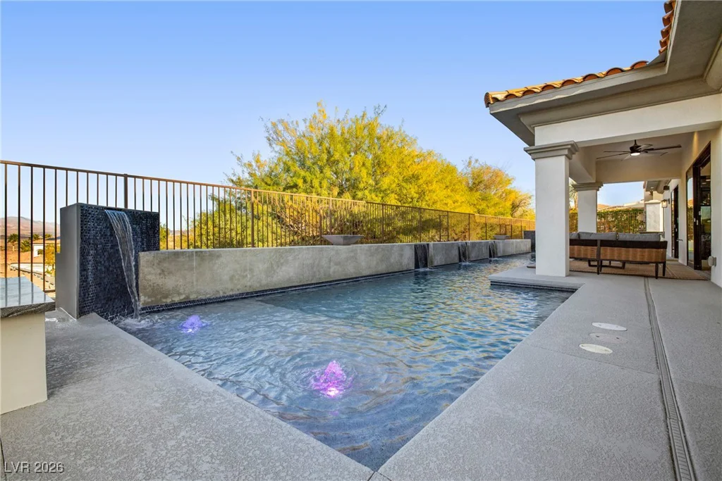 10 Camino La Venta, Henderson, NV 89011