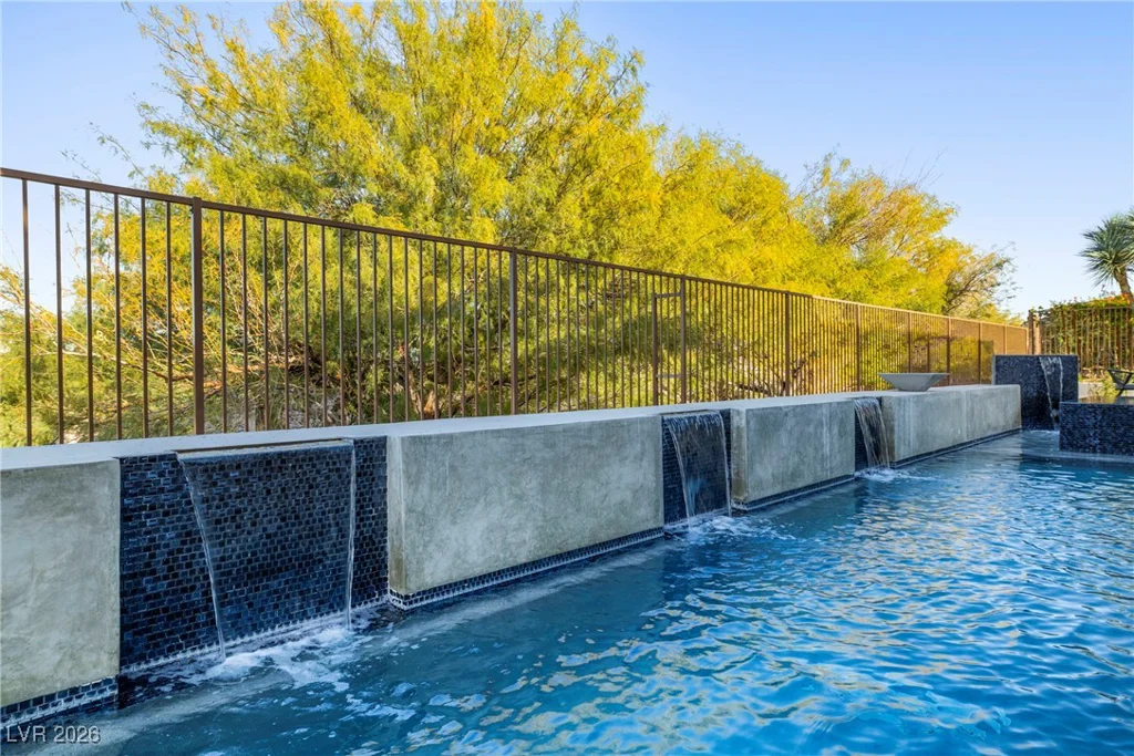 10 Camino La Venta, Henderson, NV 89011