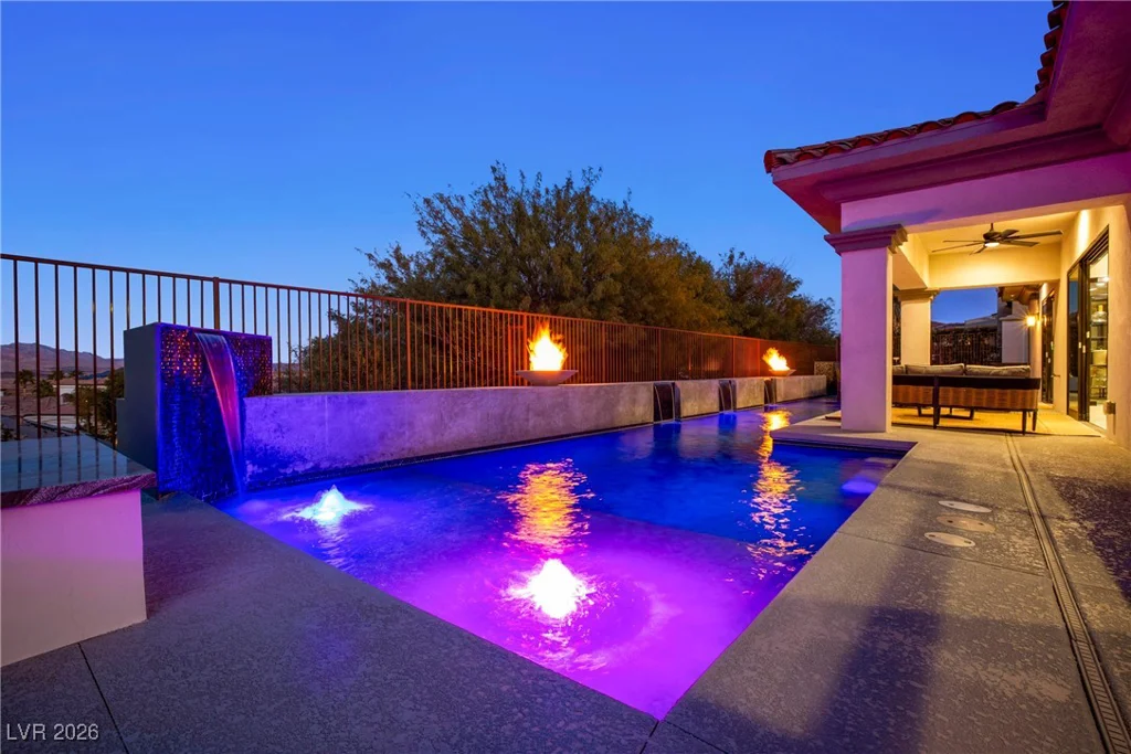 10 Camino La Venta, Henderson, NV 89011