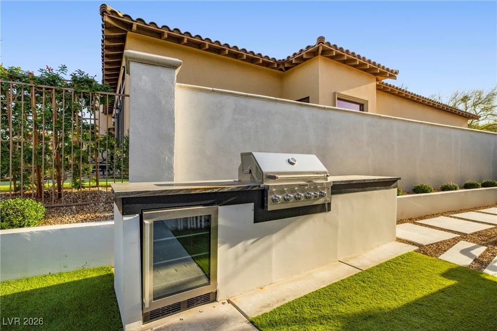 10 Camino La Venta, Henderson, NV 89011
