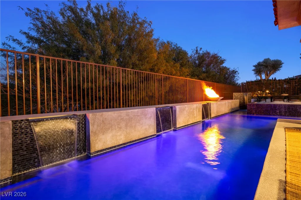 10 Camino La Venta, Henderson, NV 89011
