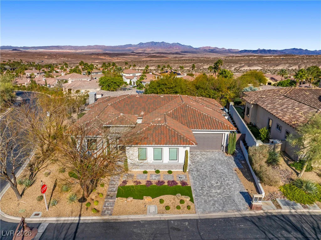 10 Camino La Venta, Henderson, NV 89011