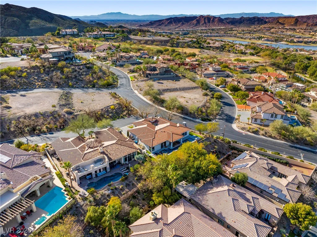10 Camino La Venta, Henderson, NV 89011