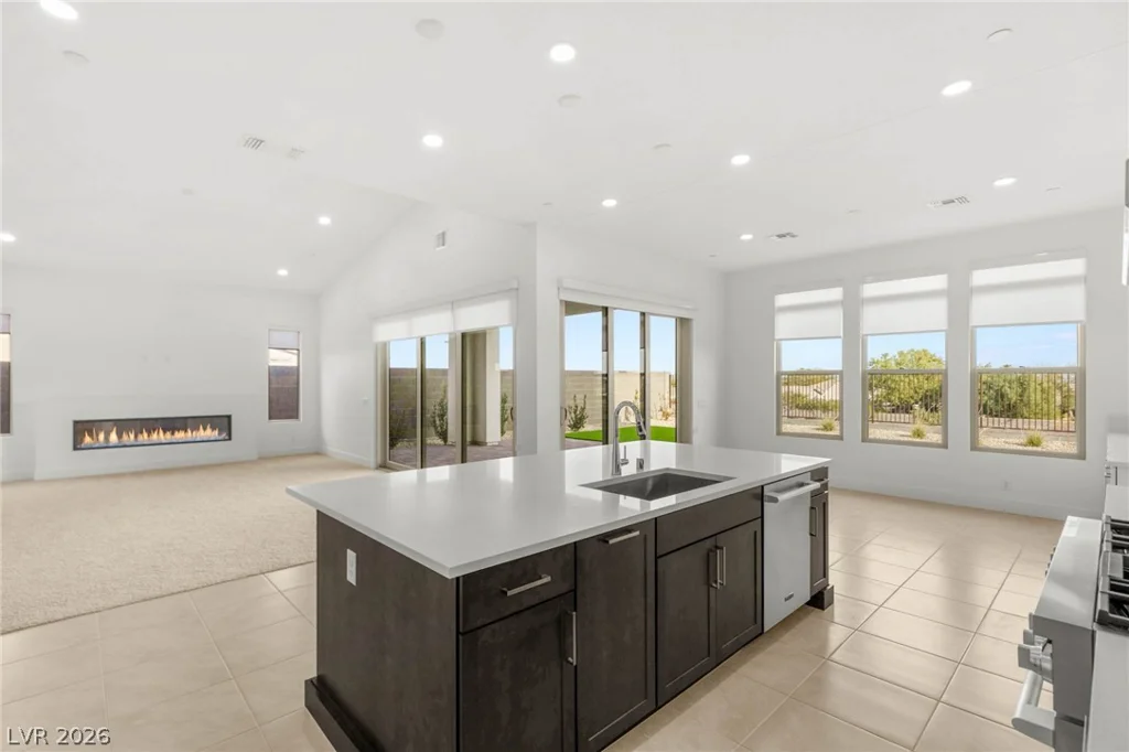 5022 Slatestone, Las Vegas, NV 89135