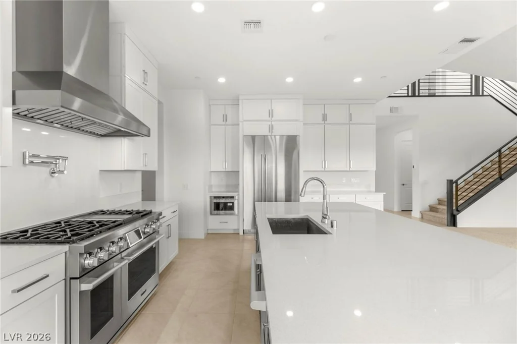 5022 Slatestone, Las Vegas, NV 89135