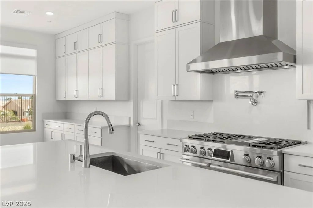 5022 Slatestone, Las Vegas, NV 89135