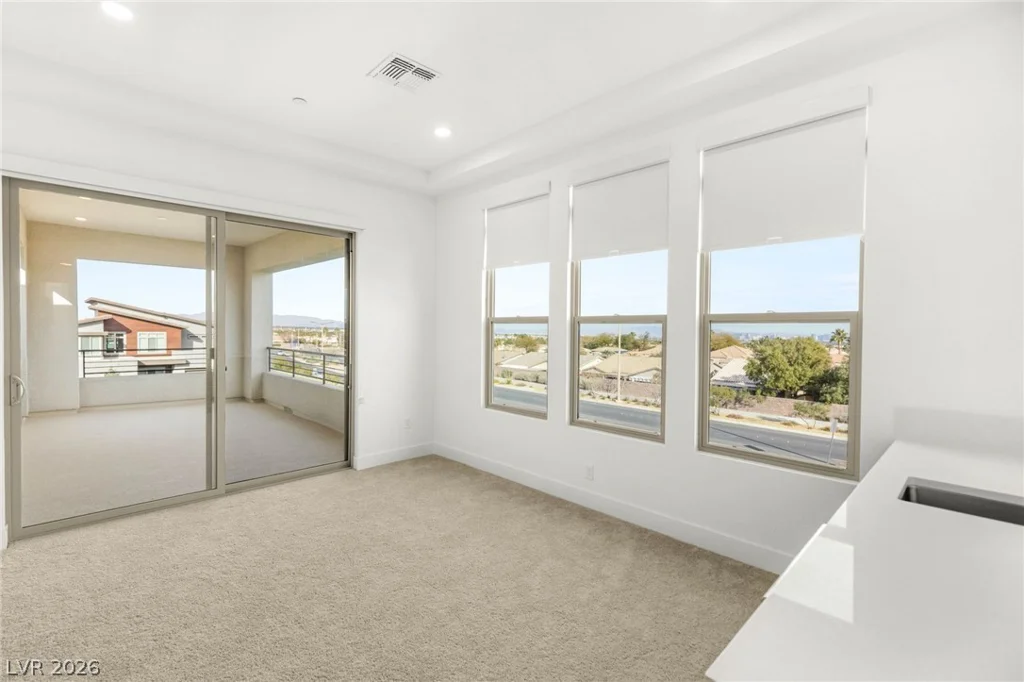 5022 Slatestone, Las Vegas, NV 89135