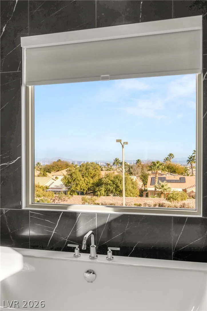 5022 Slatestone, Las Vegas, NV 89135