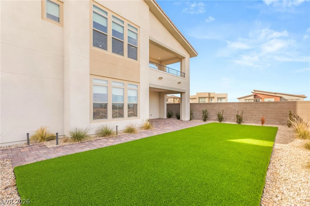 5022 Slatestone, Las Vegas, NV 89135