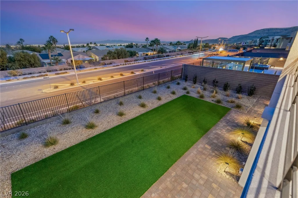 5022 Slatestone, Las Vegas, NV 89135