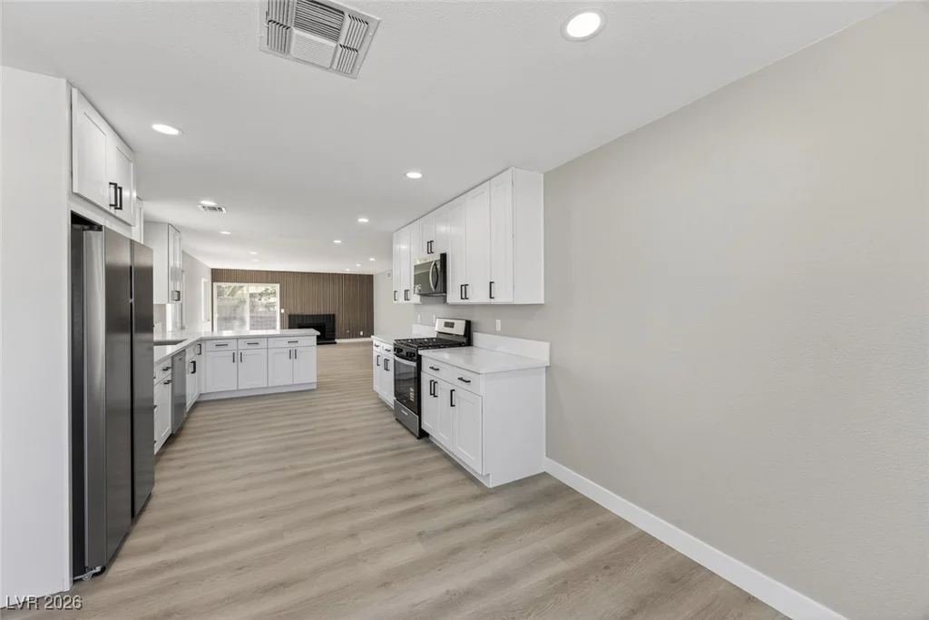 7071 Wedgewood, Las Vegas, NV 89147