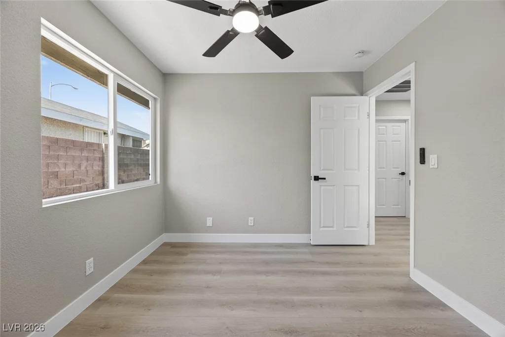 7071 Wedgewood, Las Vegas, NV 89147