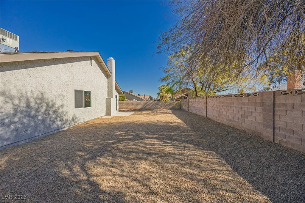 7071 Wedgewood, Las Vegas, NV 89147