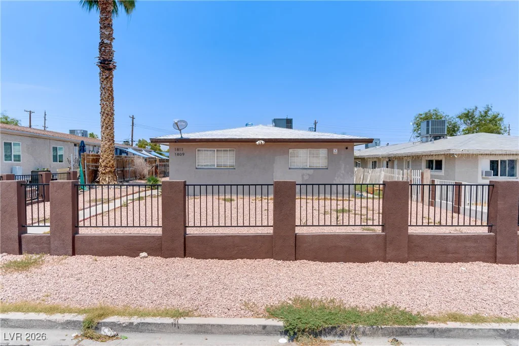 1809 Linden, Las Vegas, NV 89101
