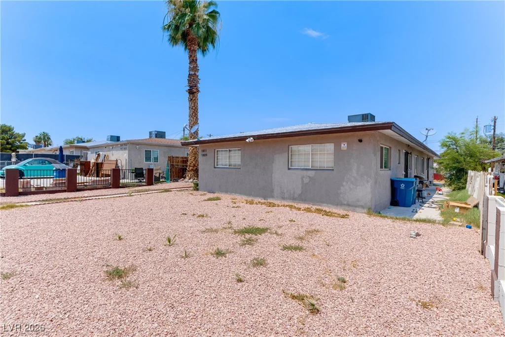 1809 Linden, Las Vegas, NV 89101