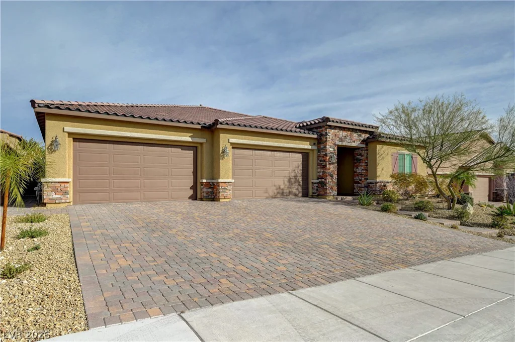 9938 Cambridge Brook, Las Vegas, NV 89149