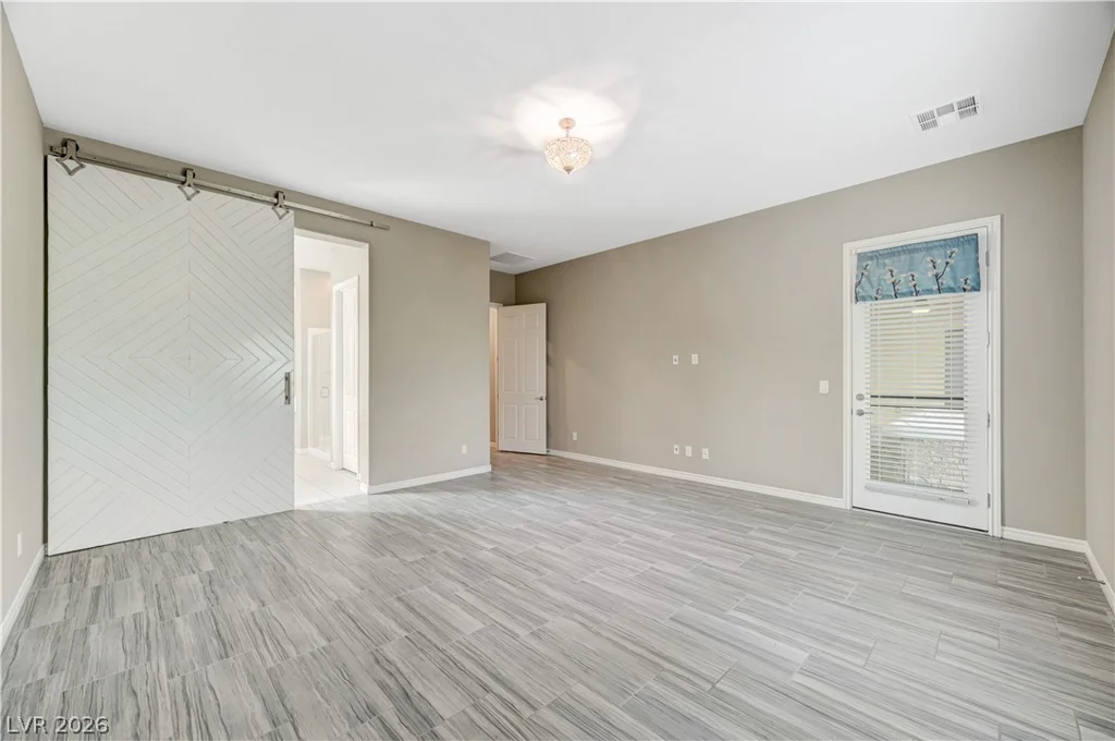 9938 Cambridge Brook, Las Vegas, NV 89149