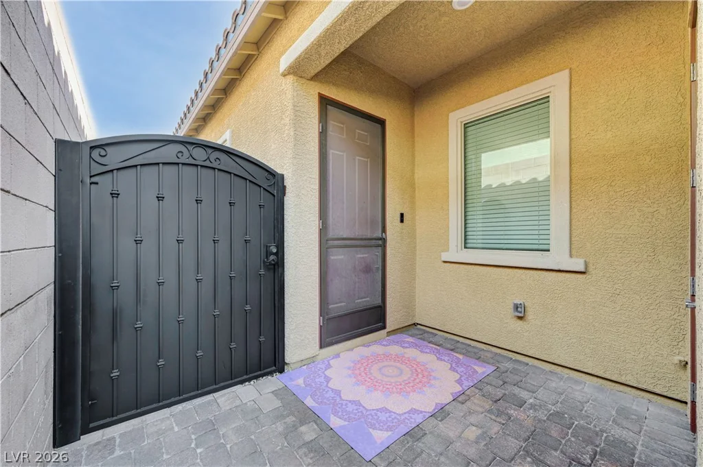 9938 Cambridge Brook, Las Vegas, NV 89149