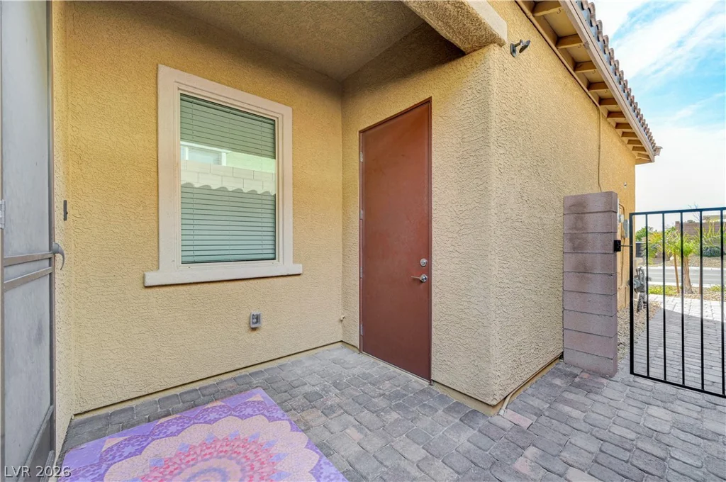 9938 Cambridge Brook, Las Vegas, NV 89149
