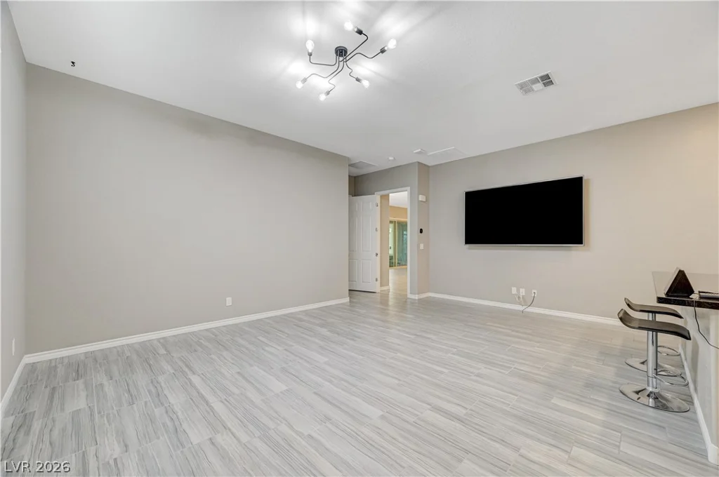 9938 Cambridge Brook, Las Vegas, NV 89149