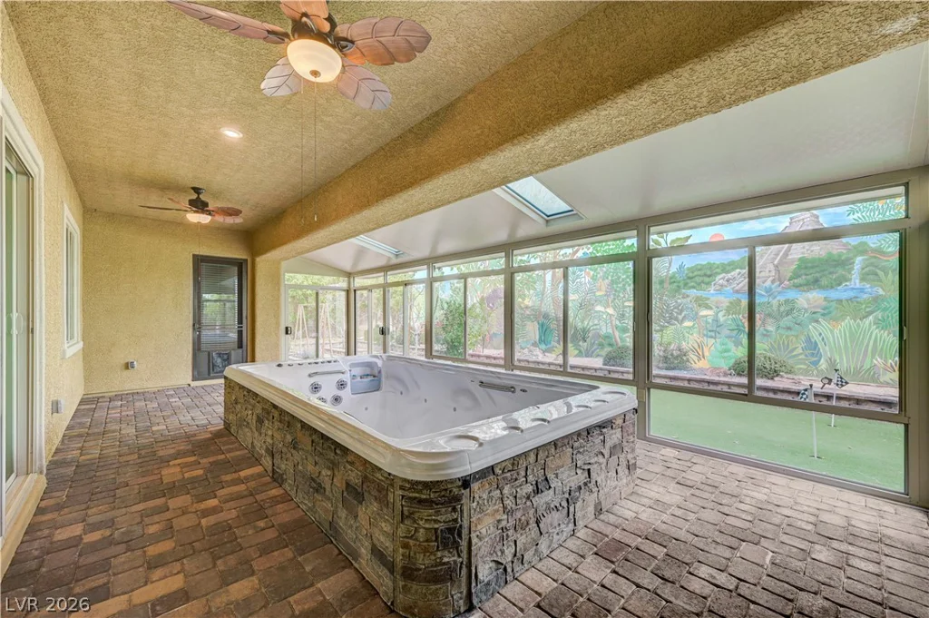 9938 Cambridge Brook, Las Vegas, NV 89149