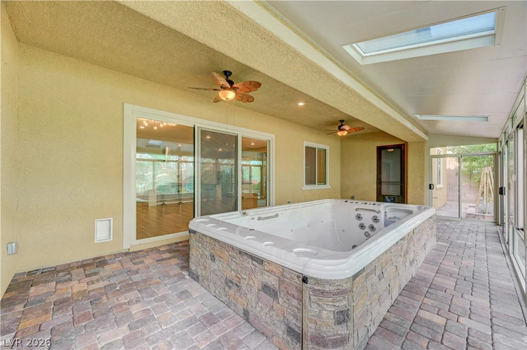 9938 Cambridge Brook, Las Vegas, NV 89149