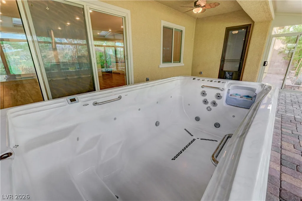 9938 Cambridge Brook, Las Vegas, NV 89149