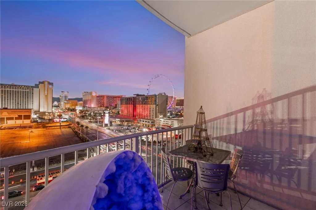 211 Flamingo, Las Vegas, NV 89169