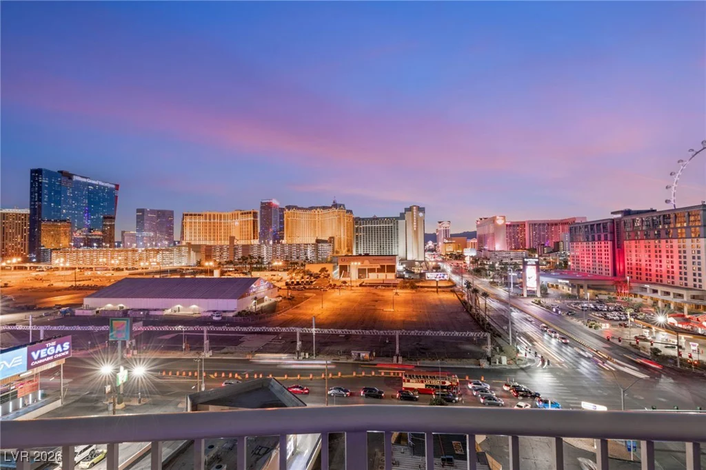 211 Flamingo, Las Vegas, NV 89169