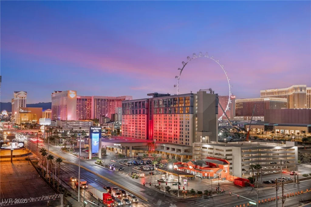 211 Flamingo, Las Vegas, NV 89169