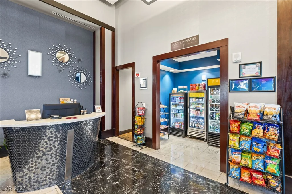 211 Flamingo, Las Vegas, NV 89169