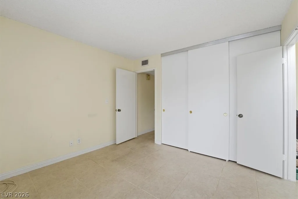 4752 Hackamore, Las Vegas, NV 89103