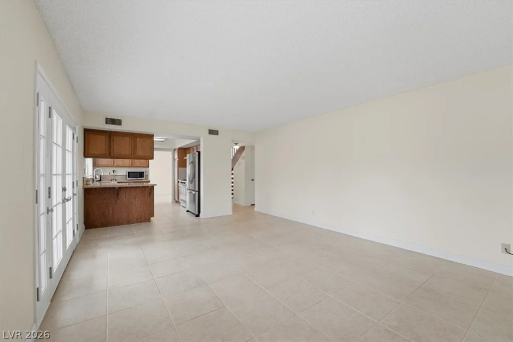 4752 Hackamore, Las Vegas, NV 89103