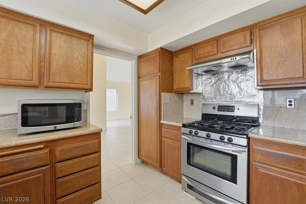 4752 Hackamore, Las Vegas, NV 89103