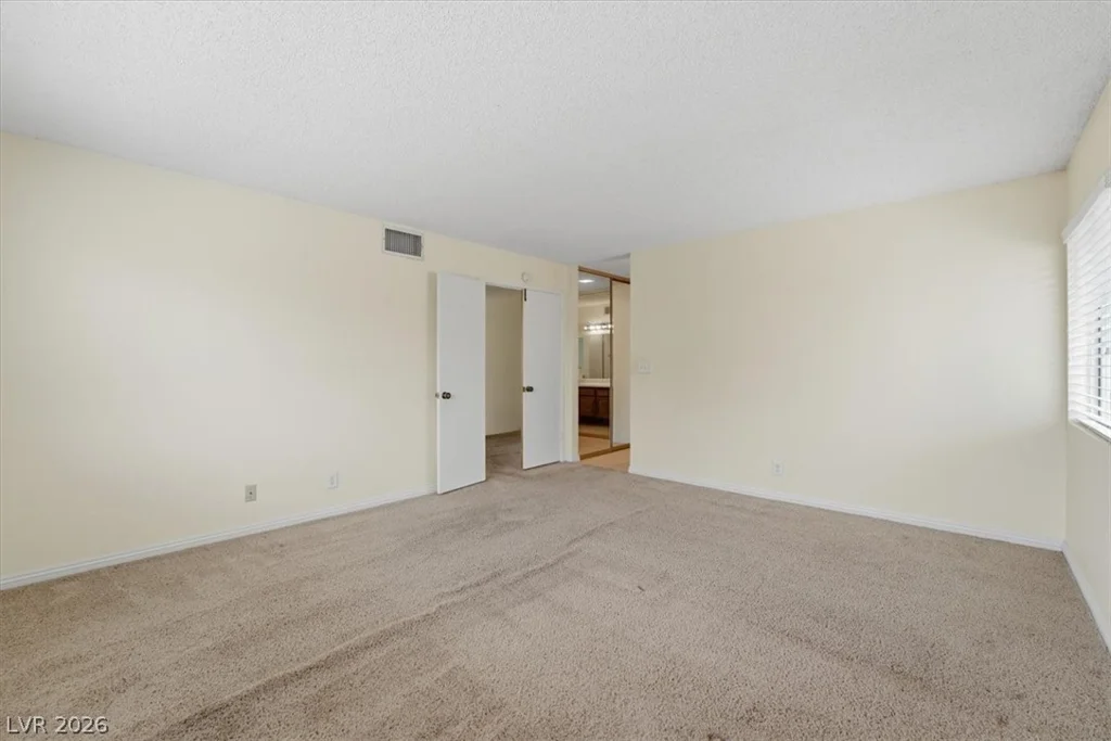 4752 Hackamore, Las Vegas, NV 89103