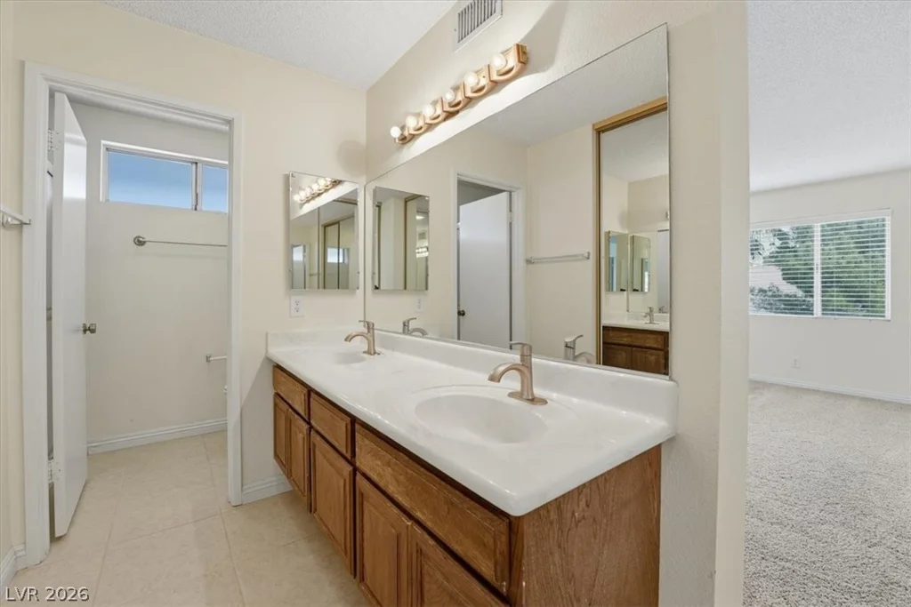 4752 Hackamore, Las Vegas, NV 89103