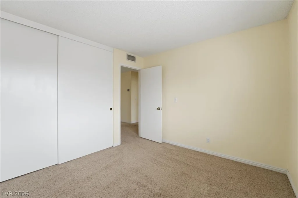 4752 Hackamore, Las Vegas, NV 89103