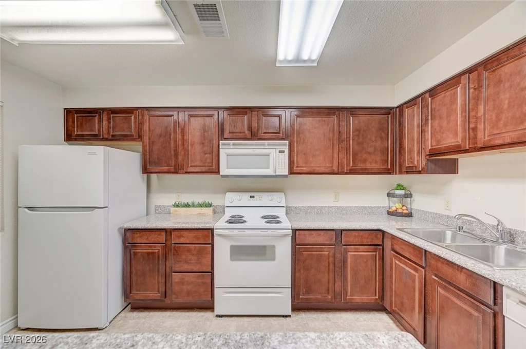 4401 Alexis, Las Vegas, NV 89103
