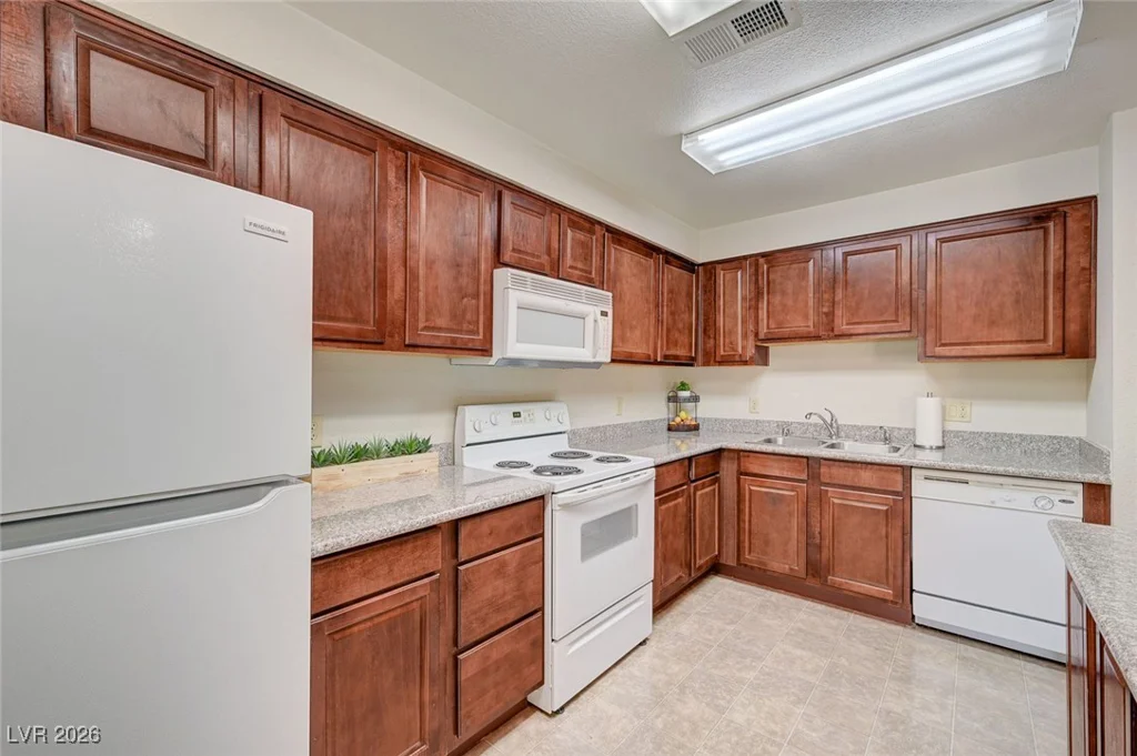 4401 Alexis, Las Vegas, NV 89103