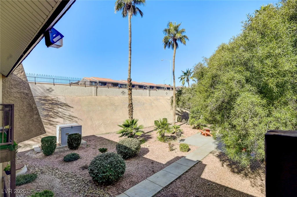 4401 Alexis, Las Vegas, NV 89103