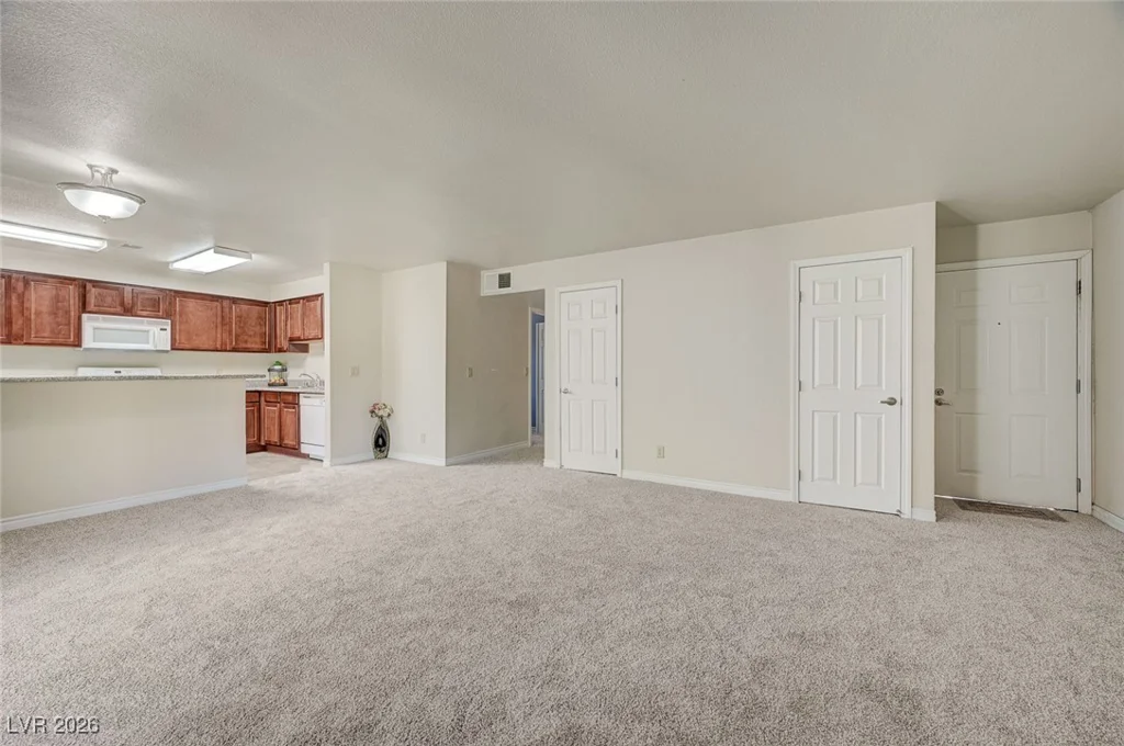 4401 Alexis, Las Vegas, NV 89103