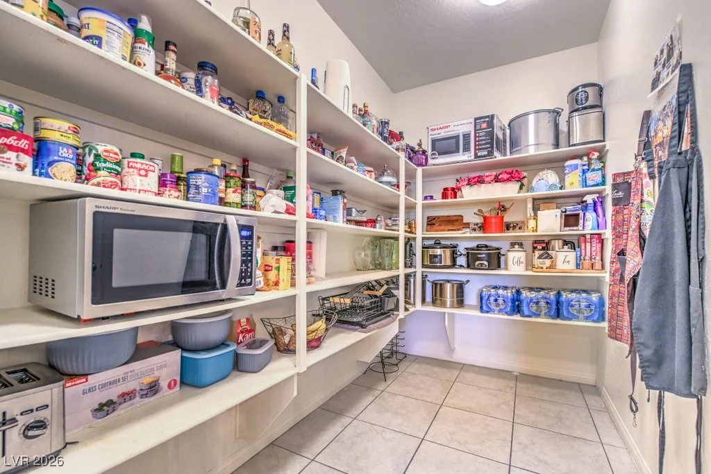 345 Silva, Henderson, NV 89011