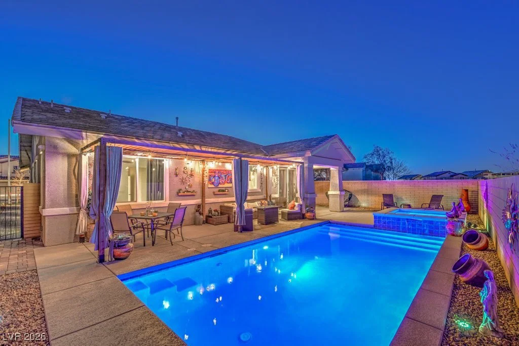 345 Silva, Henderson, NV 89011