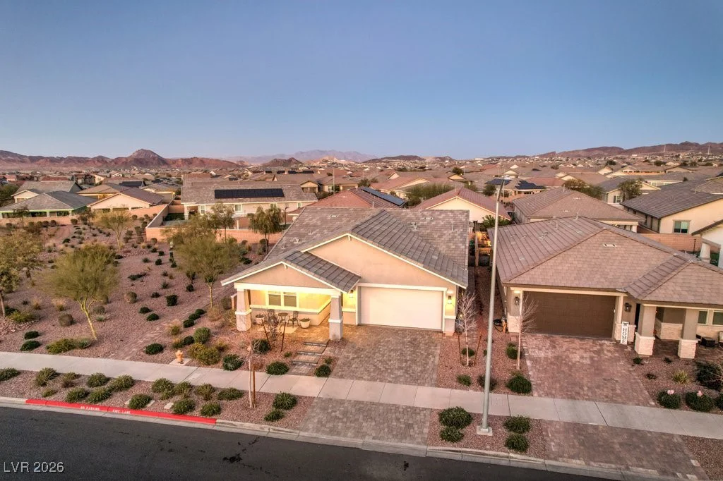 345 Silva, Henderson, NV 89011
