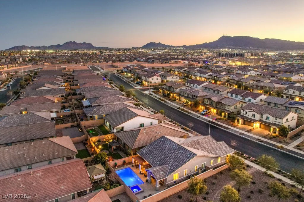 345 Silva, Henderson, NV 89011
