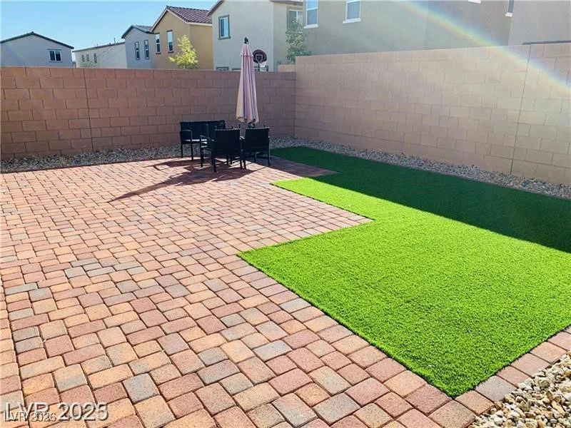 7867 Pink Opal, Las Vegas, NV 89113