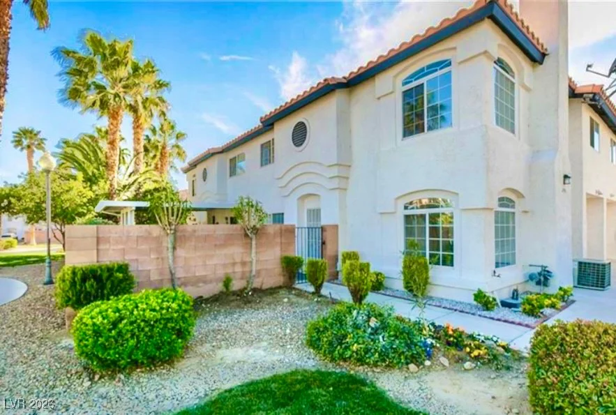 2744 Stars End, Las Vegas, NV 89108